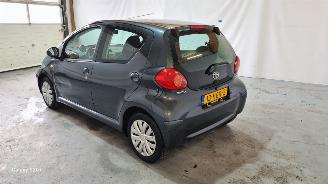 Toyota Aygo 1.0-12V + picture 5