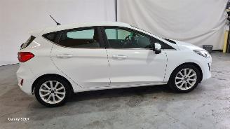 Ford Fiesta 1.0 EcoB. Titanium picture 8