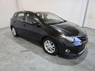 skadebil auto Toyota Auris 2.0D Bussines Pro 2014/7
