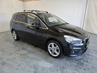 Vaurioauto  passenger cars BMW 2-serie 216d 7p High 2017/1
