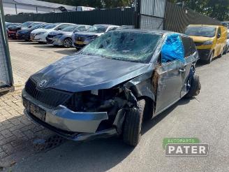 krockskadad bil auto Skoda Fabia Fabia III (NJ3), Hatchback 5-drs, 2014 / 2021 1.0 12V 2017/8