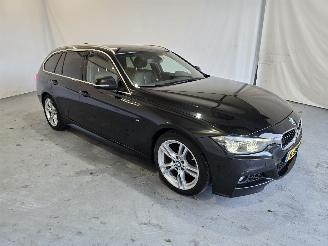 Unfallwagen BMW 3-serie 318i M Sport Corporate Lease 2019/9