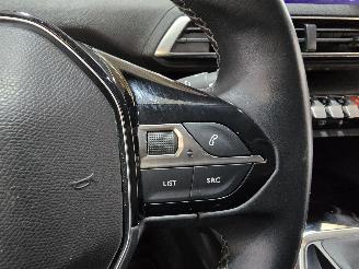 Peugeot 5008 1.2 PureTech Blue Lease Premium picture 30
