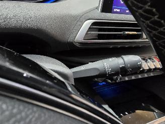 Peugeot 5008 1.2 PureTech Blue Lease Premium picture 28