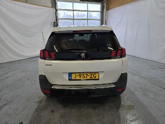 Peugeot 5008 1.2 PureTech Blue Lease Premium picture 6
