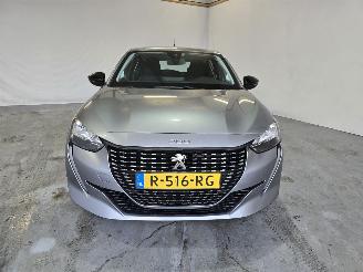 Peugeot 208 1.2 PureTech Active picture 2