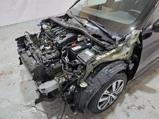 Peugeot 208 1.2 PT Active Pack picture 12