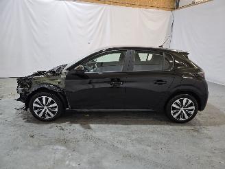 Peugeot 208 1.2 PT Active Pack picture 4