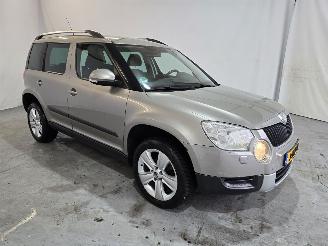 Coche accidentado Skoda Yeti 1.2 TSI Elegance 2010/8