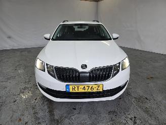 Skoda Octavia 1.0 TSI Greentech Ambition Business picture 2