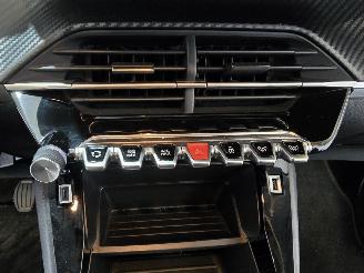 Peugeot 208 1.2 PureTech Active picture 29