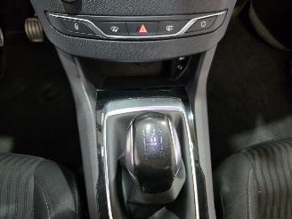 Peugeot 308 SW 1.2 PureT.Blue L. Ex picture 29