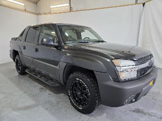 Vaurioauto  passenger cars Chevrolet Avalanche 5.3 4WD 1500 2005/4