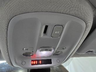 Peugeot 308 1.2 PureTech Style picture 37