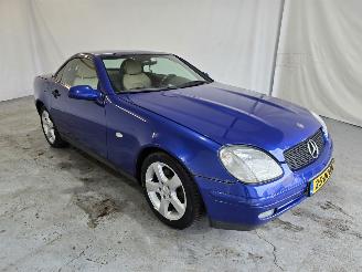Schadeauto Mercedes SLK 200 2000/1