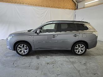 Mitsubishi Outlander 2.0 PHEV Intense + picture 4