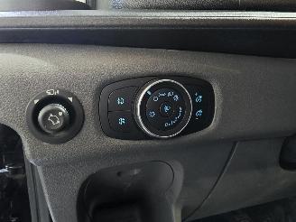 Ford Transit  picture 36