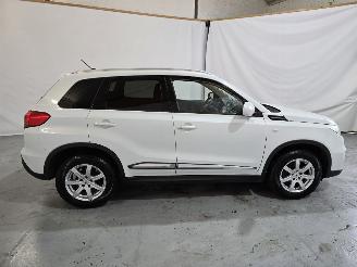 Suzuki Vitara 1.6D Exclusive picture 8