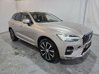 krockskadad bil auto Volvo Xc-60 2.0 T8 TwinEngine Bright AWD 2023/3
