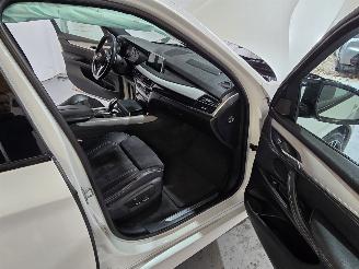 BMW X5 M50D picture 20