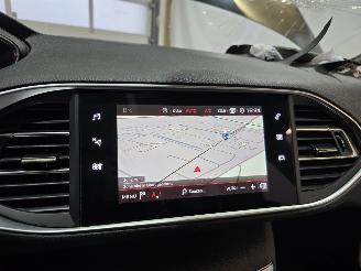 Peugeot 308 SW 1.2 GT-Line picture 36