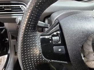 Peugeot 308 SW 1.2 GT-Line picture 32