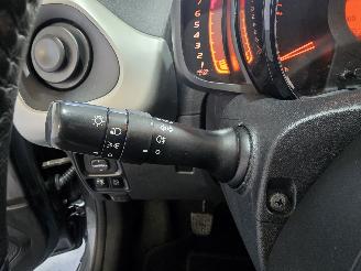 Toyota Aygo 1.0 VVT-i x-play picture 27