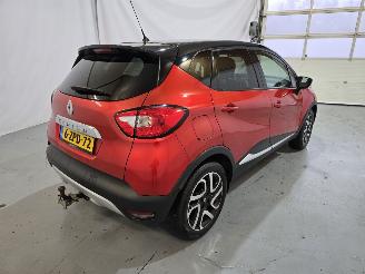 Renault Captur 1.2 TCe Helly Hansen picture 7