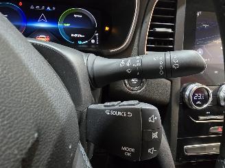 Renault Mégane 1.6 E-Tech Plug-In Hybrid 160 Equilibre picture 32