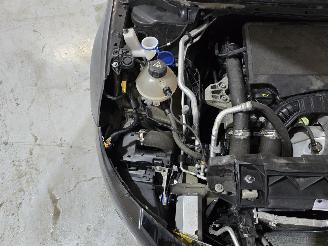 Peugeot 308 1.2 PureTech Blue Lease picture 11