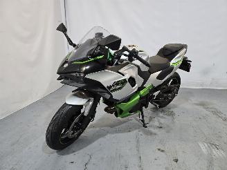 skadebil motor Kawasaki  Ninja 7 Hybrid 2025/9
