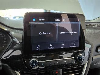 Ford Fiesta 1.0 Eco Boost Hybrid Titanium picture 29