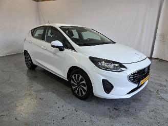 Schadeauto Ford Fiesta 1.0 Eco Boost Hybrid Titanium 2023/10