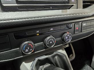 Volkswagen Transporter 2.0 TDI L1H1 28 Comfortline picture 31