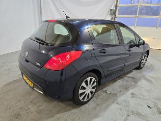 Peugeot 308 1.6 VTi Signature picture 7