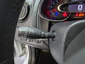 Renault Clio 1.5 dCi Ecol Intens picture 23