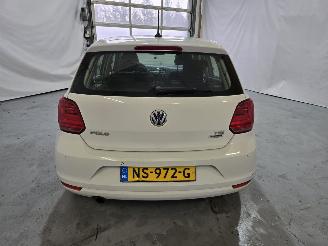 Volkswagen Polo 1.2 TSI Comfortline Business R picture 6