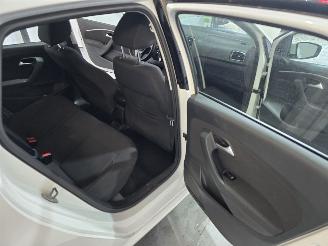 Volkswagen Polo 1.2 TSI Comfortline Business R picture 17