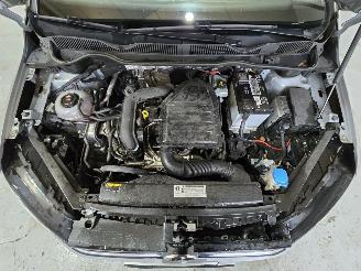 Volkswagen Golf Golf Sportsvan 1.0 Comfortline picture 16