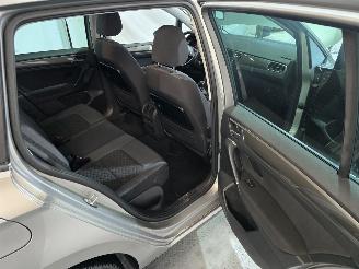 Volkswagen Golf Golf Sportsvan 1.0 Comfortline picture 18