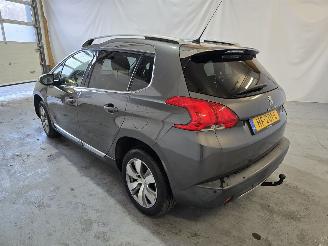 Peugeot 2008 1.2 PureTech Blue Lease Executive picture 5