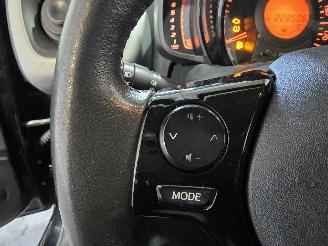 Peugeot 108 1.2 VTi Allure picture 30