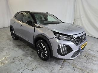 uszkodzony samochody osobowe Peugeot e-2008 EV GT 54 kWh 2024/9