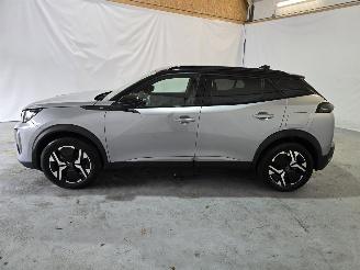 Peugeot e-2008 EV GT 54 kWh picture 4