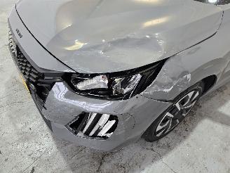 Peugeot 208 1.2 PT 75 Active picture 9