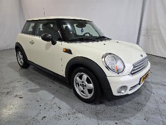 škoda osobní automobily Mini One 1.4 One Pepper 2009/4