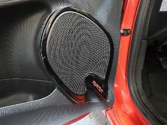 Renault Clio 0.9 TCe Expression picture 25