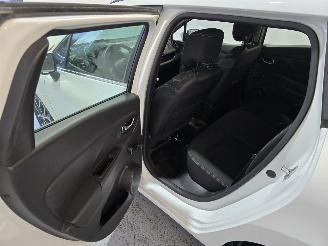 Renault Clio 0.9 TCe Life picture 16