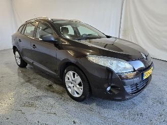 skadebil auto Renault Mégane Estate 1.6 Dynamique 2012/2