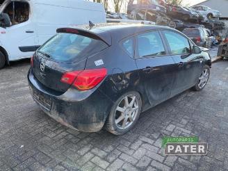Opel Astra Astra J (PC6/PD6/PE6/PF6), Hatchback 5-drs, 2009 / 2015 1.4 Turbo 16V picture 3
